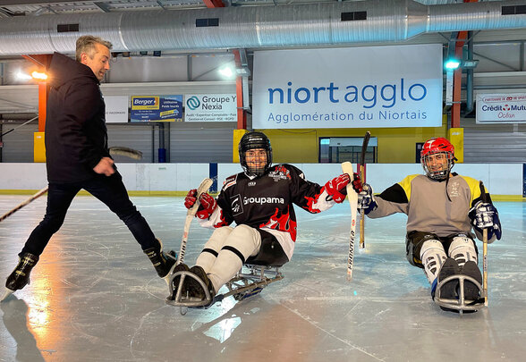 Handi Hockey - Agrandir l'image, fenêtre modale